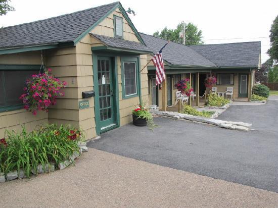 كلايتون Wooden Boat Inn المظهر الخارجي الصورة